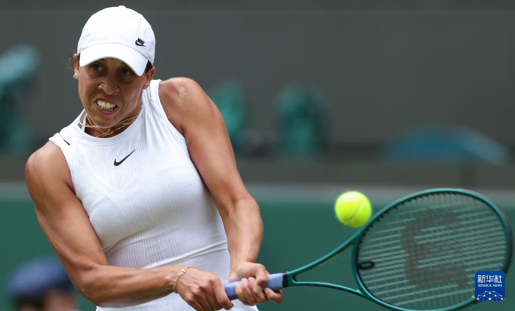 香港赛商竣程晋级八强 卢布列夫爆冷出局