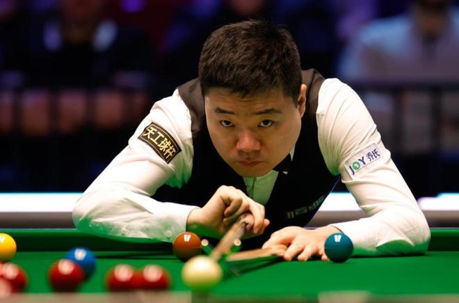 利物浦则以 利物浦则以